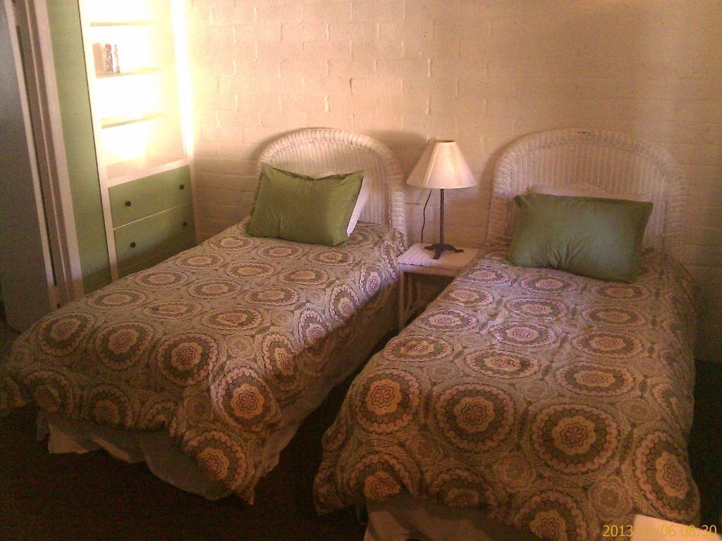 تيهاتشابي Ranch Motel الغرفة الصورة