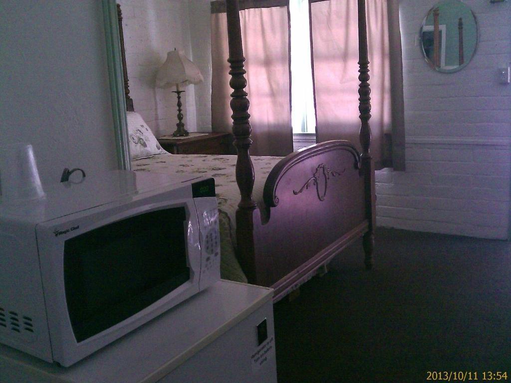 تيهاتشابي Ranch Motel الغرفة الصورة